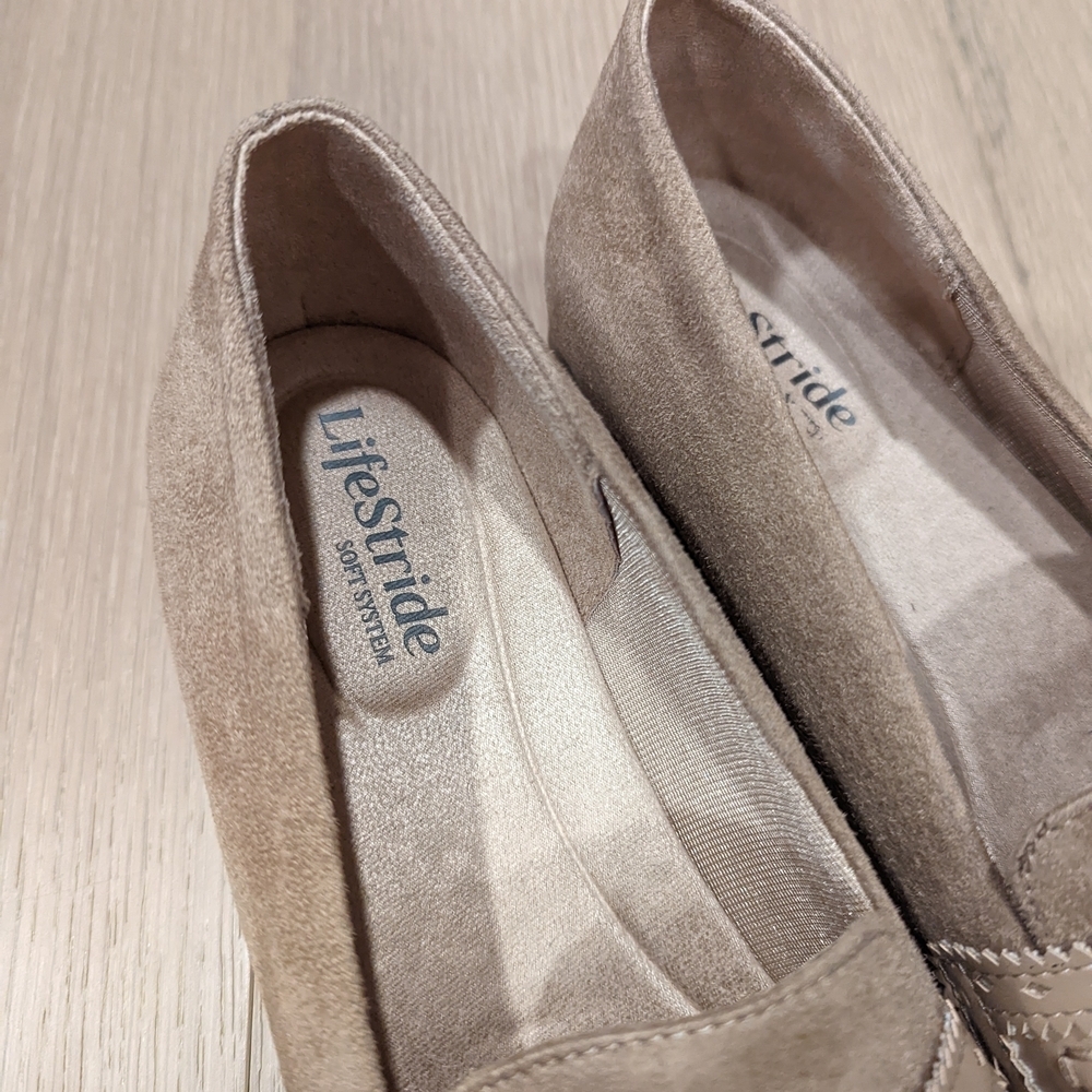 Life Stride Women's Tan Loafers - Picture 9 of 10